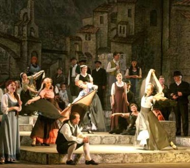 Townspeople in Cavalleria Rusticana